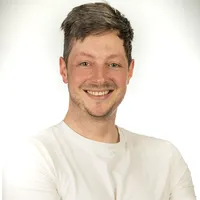 Simon Tapson: Head of Product @ Corvidae AI